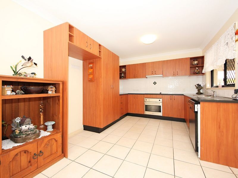 117 Carpenter Way, Sandstone Point QLD 4511