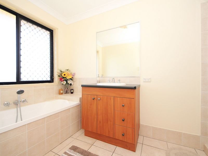117 Carpenter Way, Sandstone Point QLD 4511