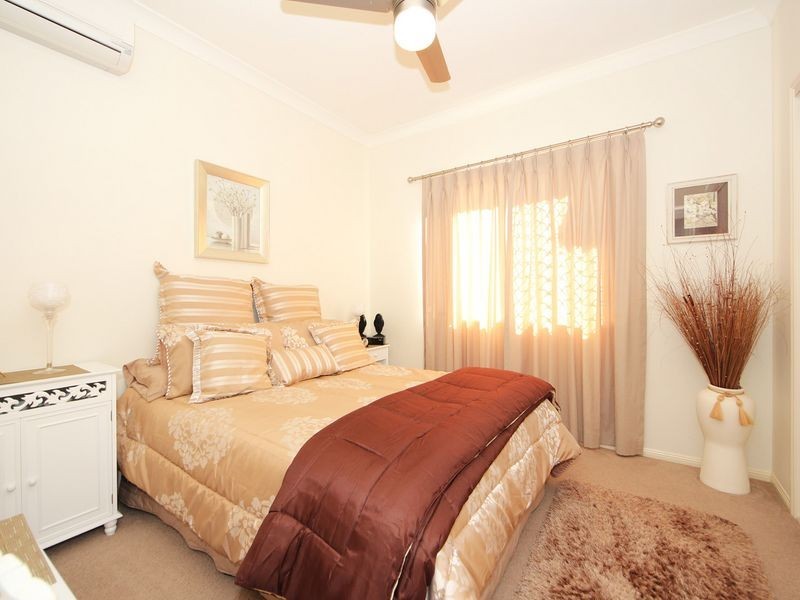 10 Biggera Court, Sandstone Point QLD 4511