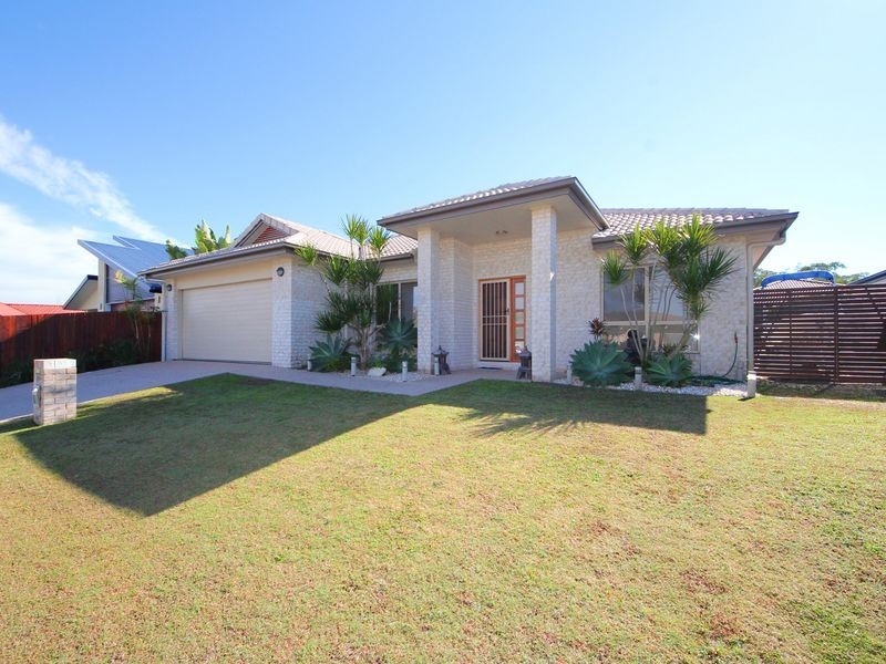 10 Biggera Court, Sandstone Point QLD 4511