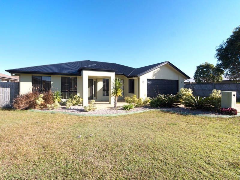 30 Reeders Street, Sandstone Point QLD 4511