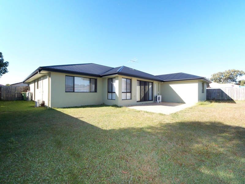 30 Reeders Street, Sandstone Point QLD 4511