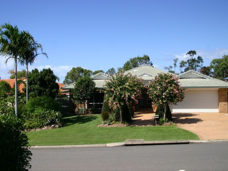 9 Avalon Street, Sandstone Point QLD 4511