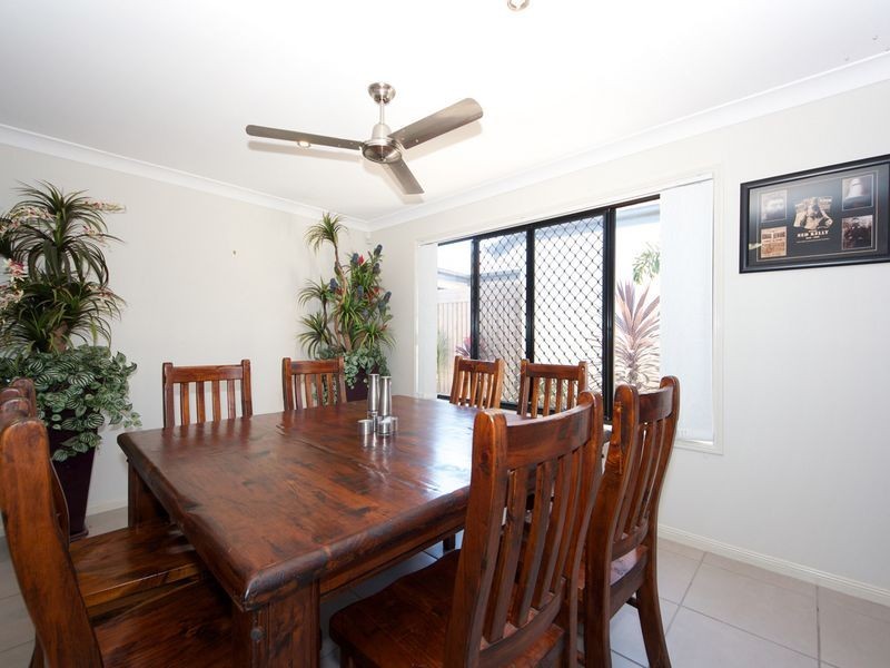 35 Corrimal Place, Sandstone Point QLD 4511