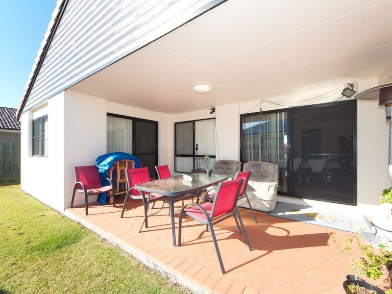 14 Bilinga Court, Sandstone Point QLD 4511