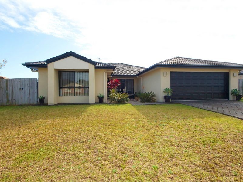 12 Reeders Street, Sandstone Point QLD 4511