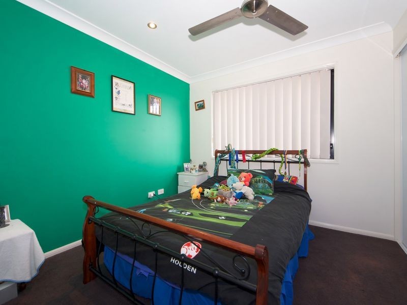 12 Reeders Street, Sandstone Point QLD 4511