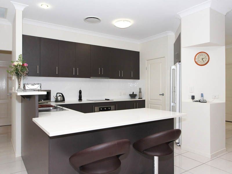 8 Whitehaven Place, Banksia Beach QLD 4507