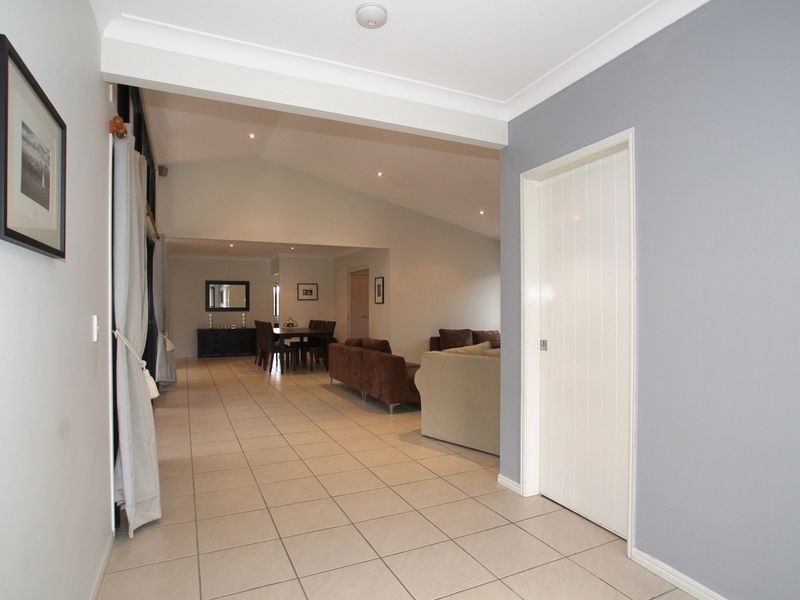 32 Aird Street, Sandstone Point QLD 4511