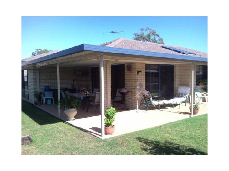 15 Myora Place, Sandstone Point QLD 4511