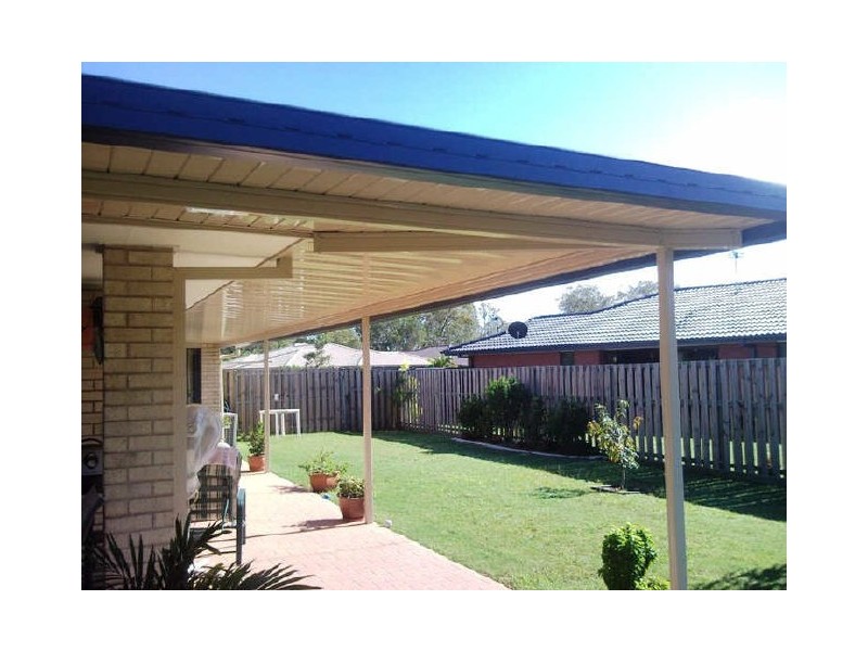 15 Myora Place, Sandstone Point QLD 4511