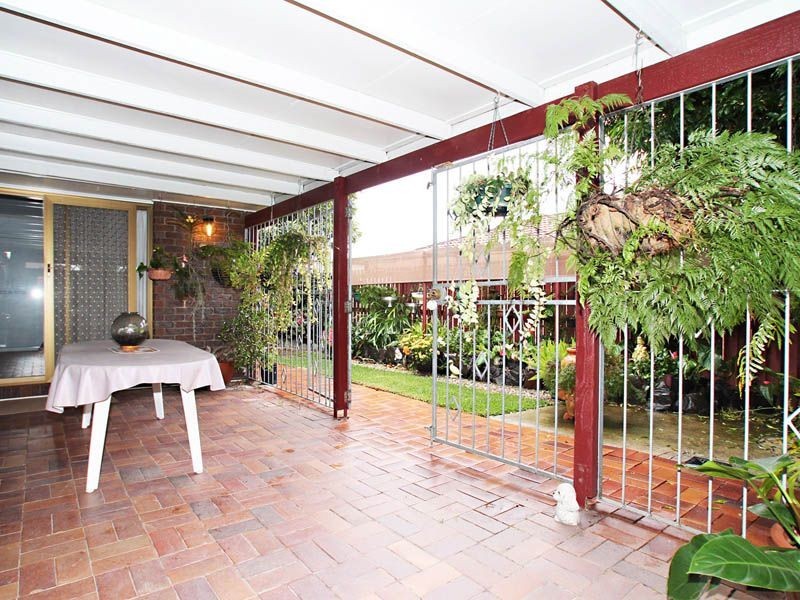 88 Bestmann Road East, Sandstone Point QLD 4511