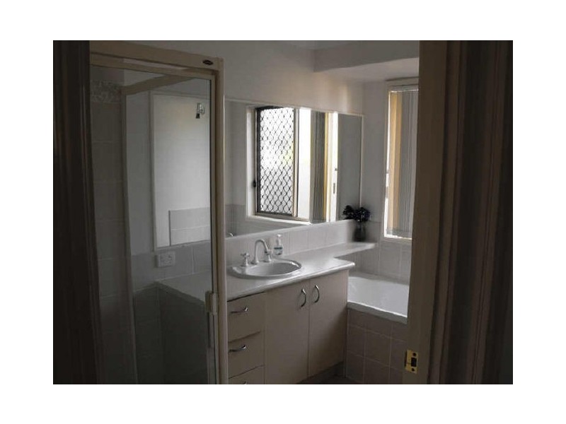 Sandstone Point QLD 4511