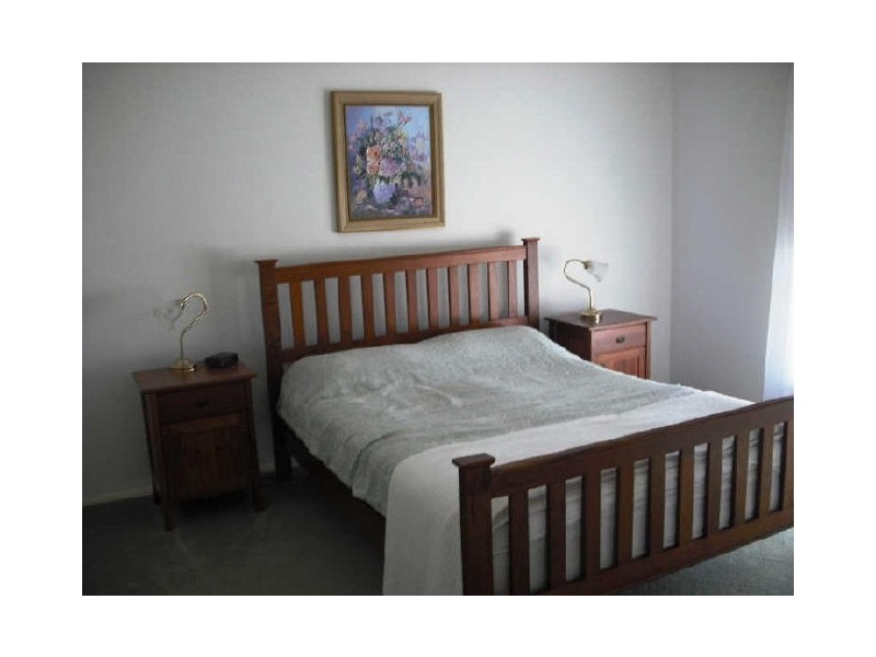 3 Bronte Place, Sandstone Point QLD 4511