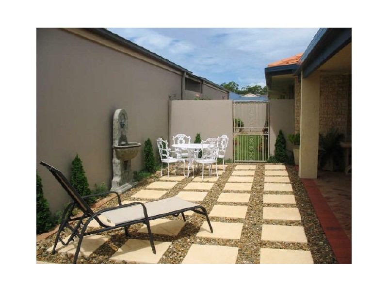 13 Aird Street, Sandstone Point QLD 4511
