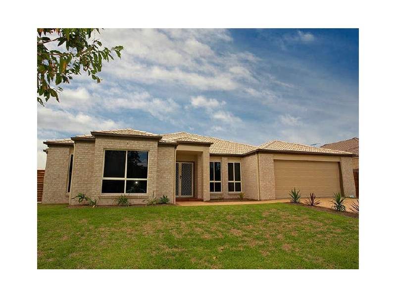 34 Kooringal Way, Sandstone Point QLD 4511