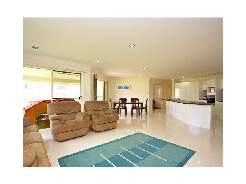 34 Kooringal Way, Sandstone Point QLD 4511