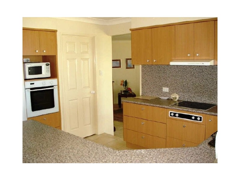 7 Avalon Street, Sandstone Point QLD 4511