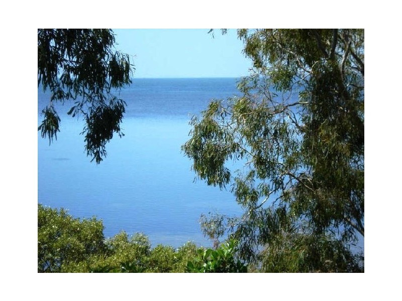 7 Avalon Street, Sandstone Point QLD 4511