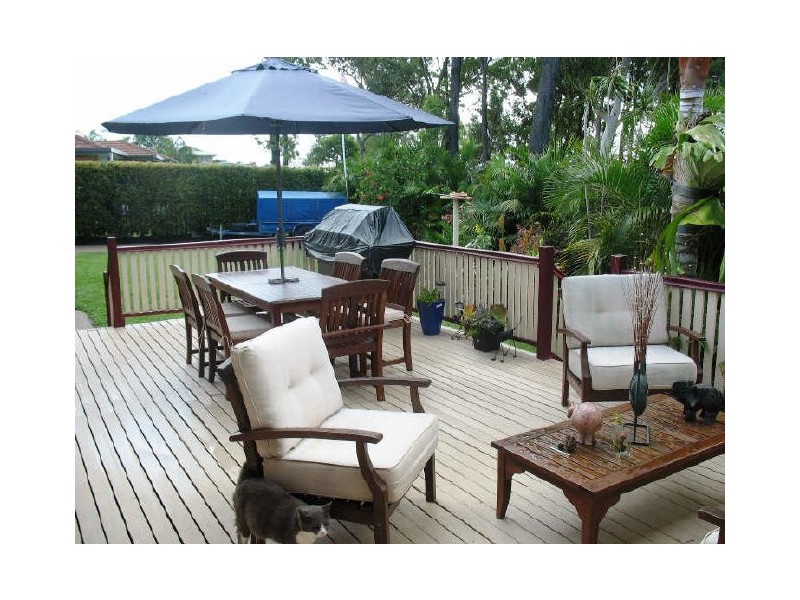 Sandstone Point QLD 4511