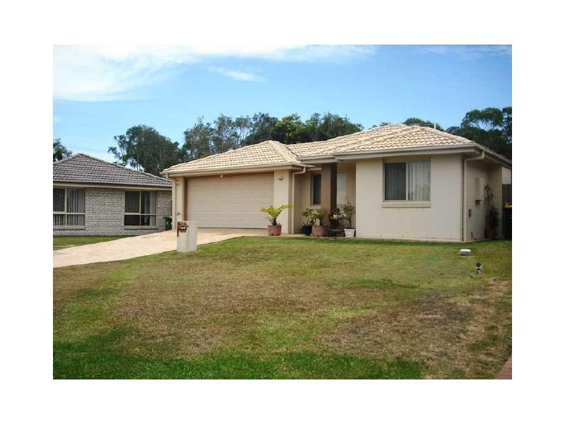 42 Corrimal Place, Sandstone Point QLD 4511