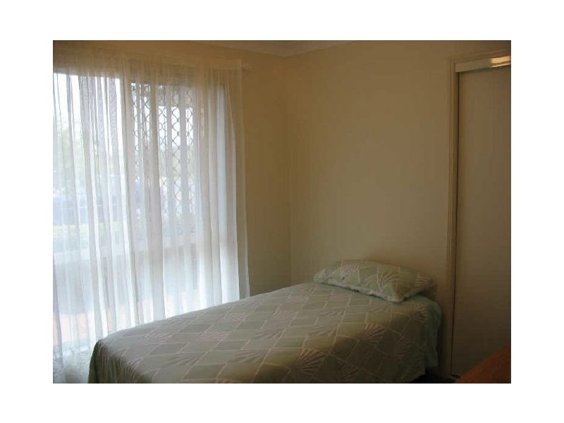 5 Clovelly Place, Sandstone Point QLD 4511