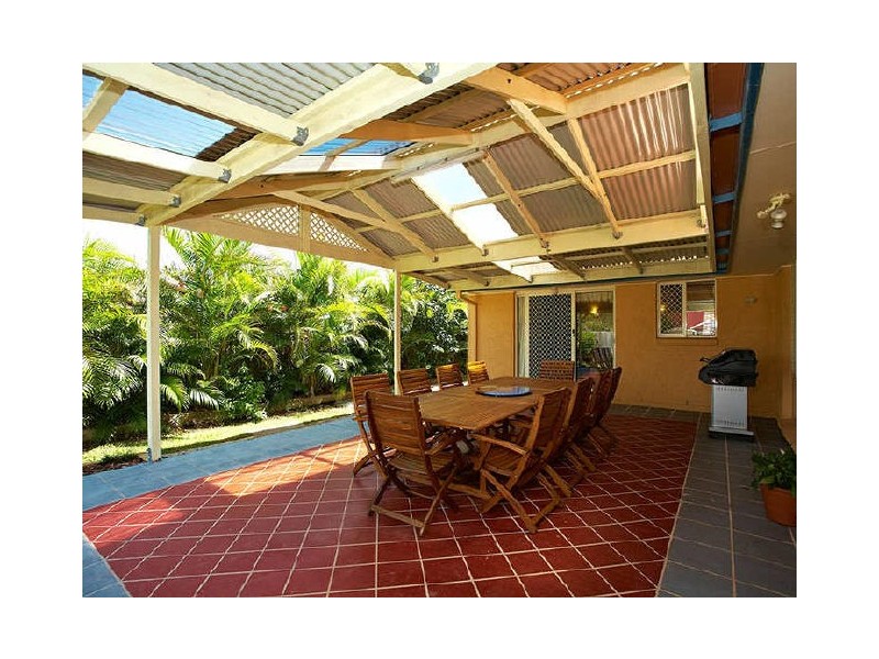 Sandstone Point QLD 4511