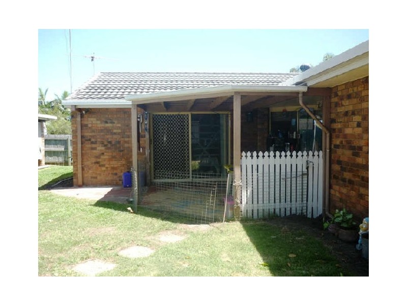 44 Lachlan Crescent, Sandstone Point QLD 4511