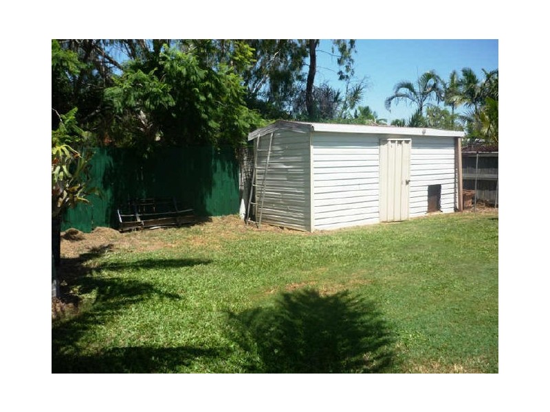 44 Lachlan Crescent, Sandstone Point QLD 4511