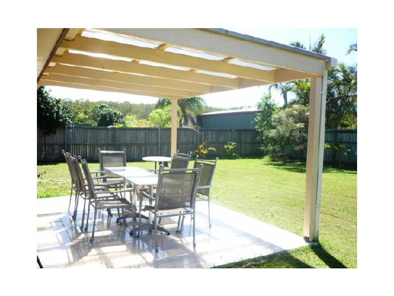 Sandstone Point QLD 4511