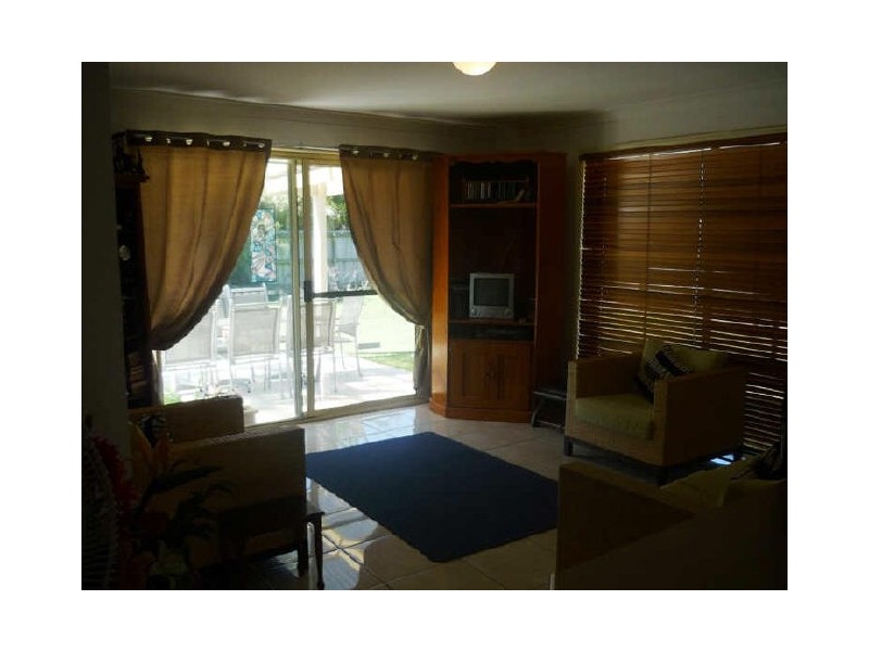 Sandstone Point QLD 4511