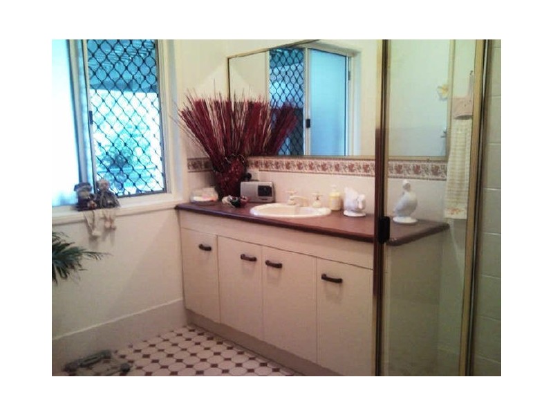 50 Carpenter Way, Sandstone Point QLD 4511