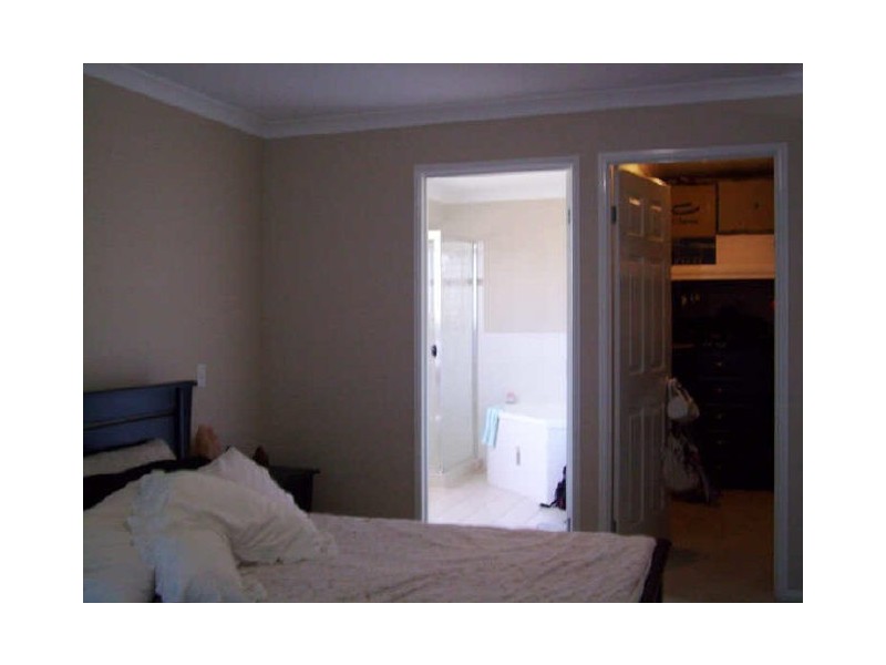 Sandstone Point QLD 4511