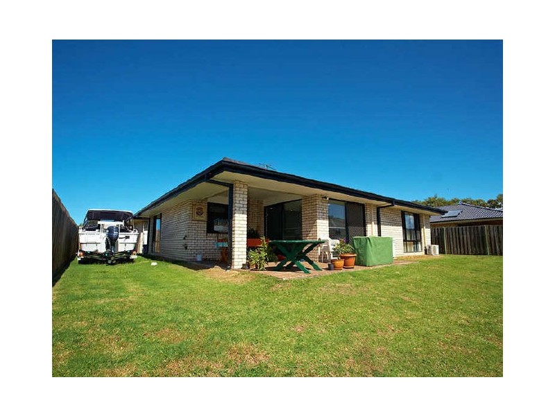 308 Bestmann Road, Sandstone Point QLD 4511