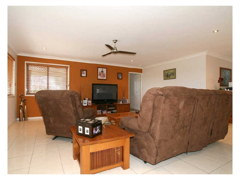 30 Gecko Place, Ningi QLD 4511