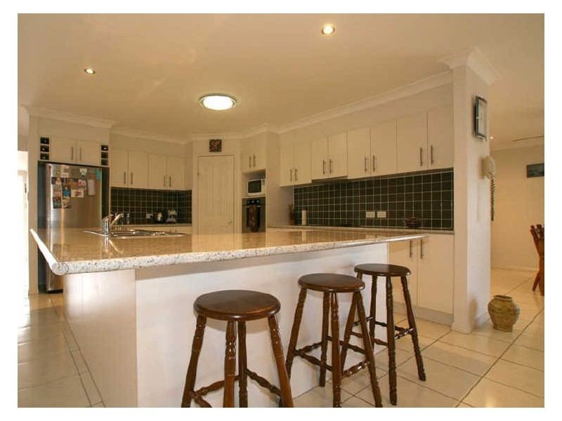 30 Gecko Place, Ningi QLD 4511