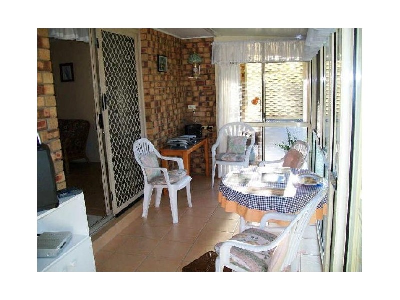 1 Bayswater Court, Sandstone Point QLD 4511