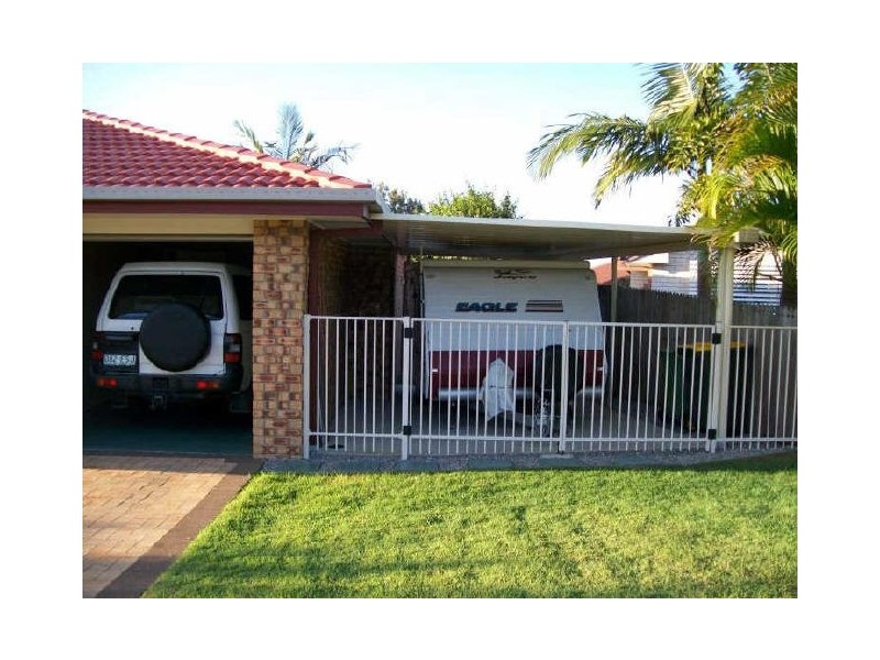 1 Bayswater Court, Sandstone Point QLD 4511