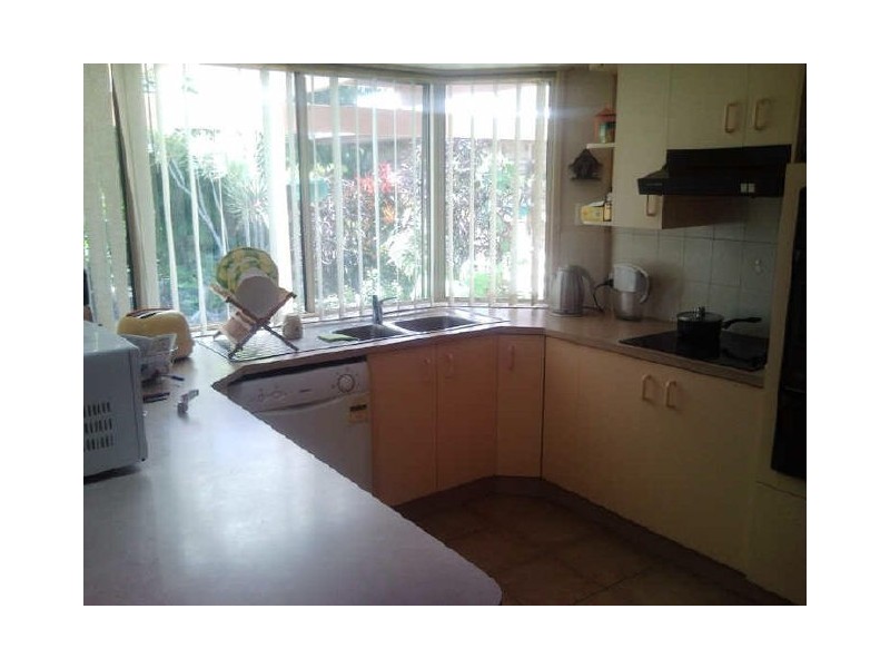 7 Keith Court, Sandstone Point QLD 4511