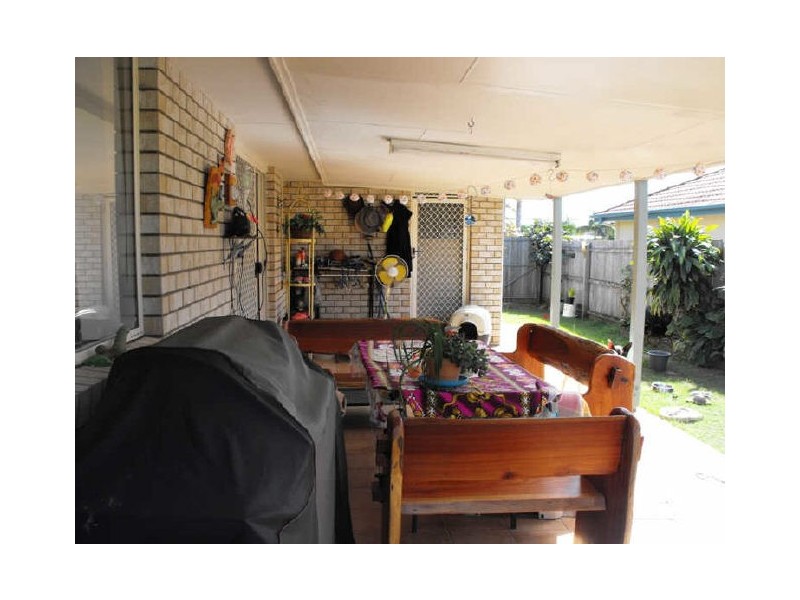 Sandstone Point QLD 4511