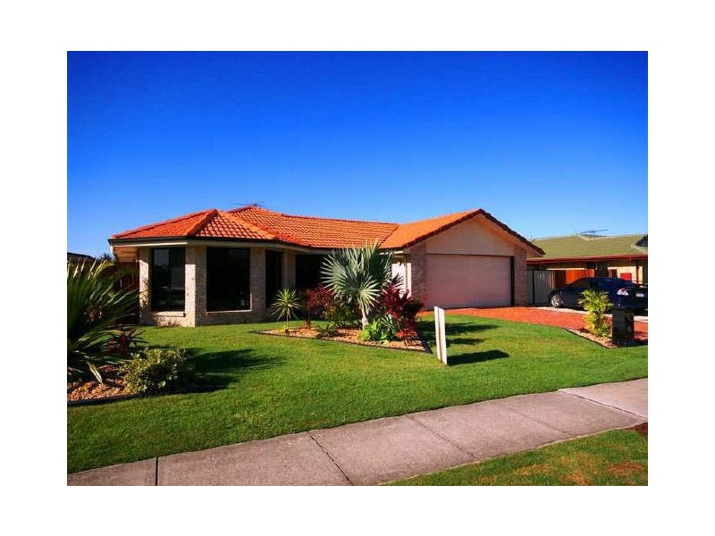 98 Carpenter Way, Sandstone Point QLD 4511