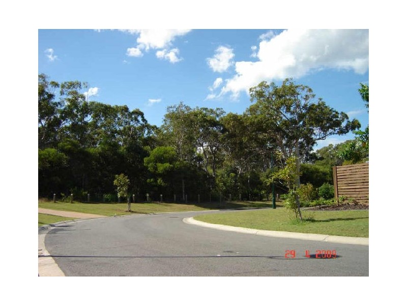 39 Eimeo Place, Sandstone Point QLD 4511