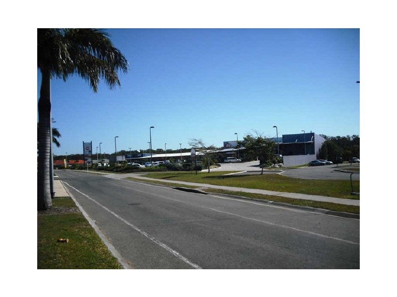 203 Bestmann Road East, Sandstone Point QLD 4511
