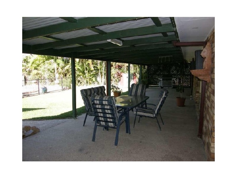 730-732 Bestmann Road, Ningi QLD 4511