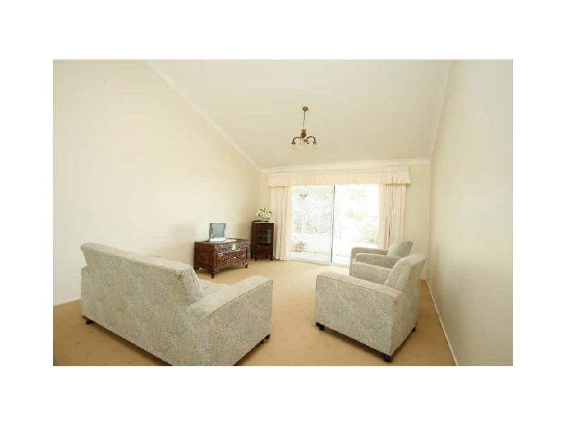12 Howard Court, Sandstone Point QLD 4511