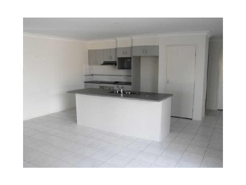 5 Treefrog Street, Ningi QLD 4511