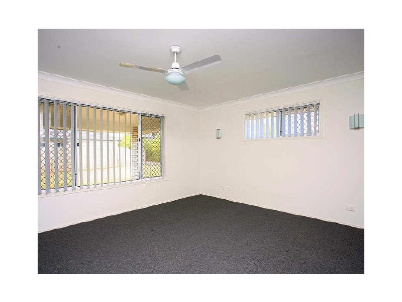 5 Treefrog Street, Ningi QLD 4511