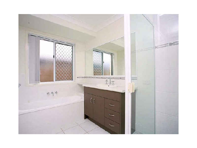 5 Treefrog Street, Ningi QLD 4511