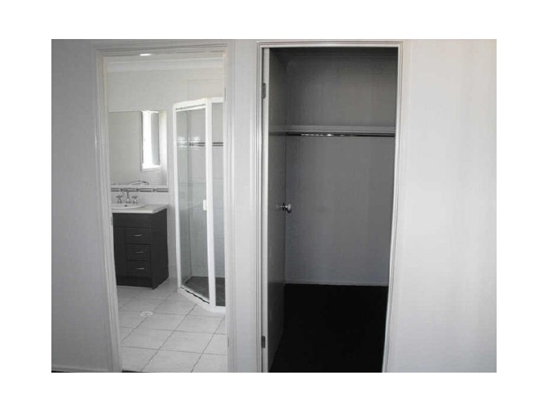 5 Treefrog Street, Ningi QLD 4511