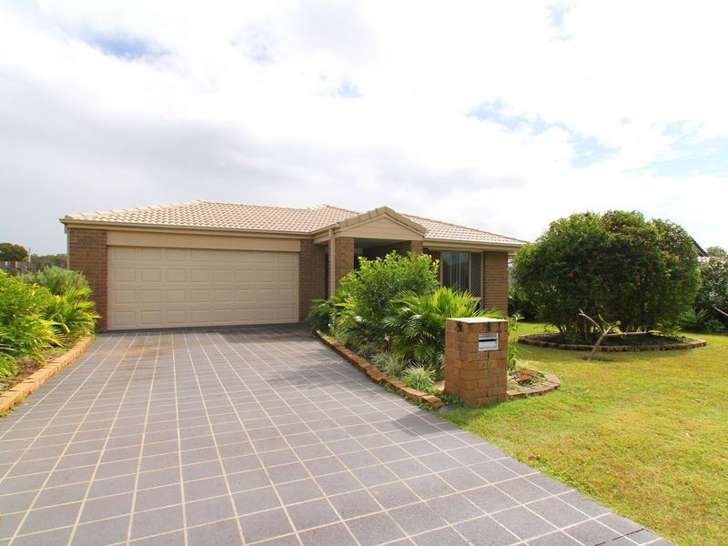 312 Bestmann Road, Sandstone Point QLD 4511